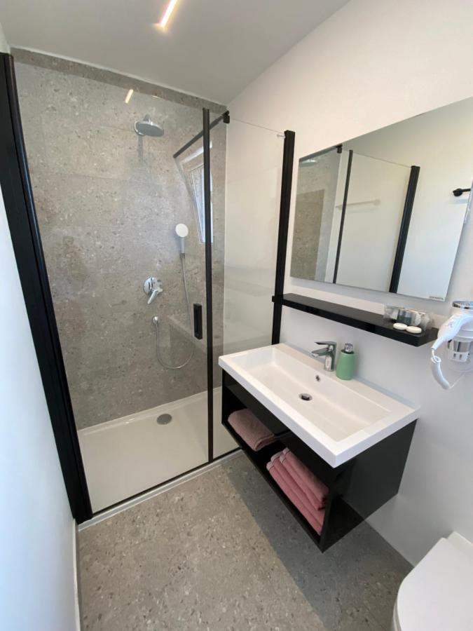 Apartmani Kumenat Биоград на Мору Екстериор снимка