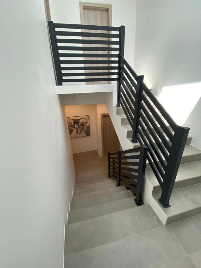 Apartmani Kumenat Биоград на Мору Екстериор снимка