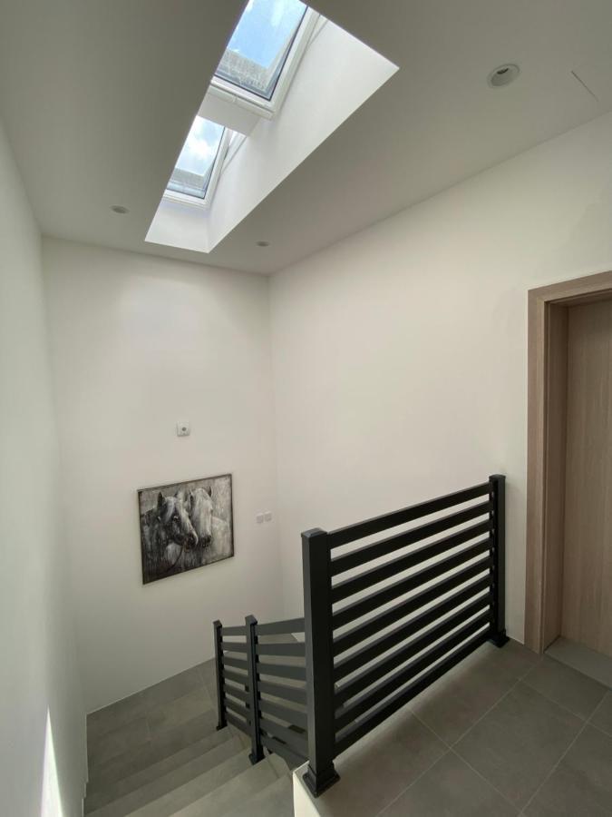 Apartmani Kumenat Биоград на Мору Екстериор снимка