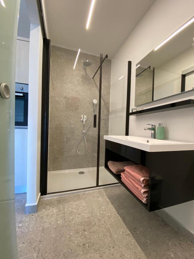 Apartmani Kumenat Биоград на Мору Екстериор снимка